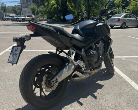 Черный Хонда CB 650F, объемом двигателя 0.65 л и пробегом 25 тыс. км за 6800 $, фото 3 на Automoto.ua