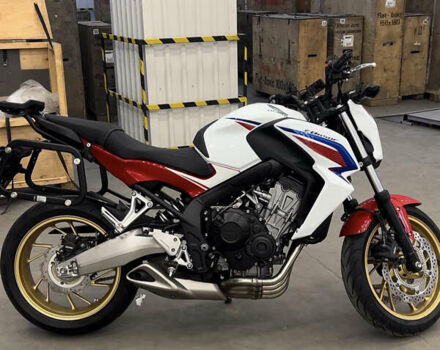 Хонда CB 650F, объемом двигателя 0 л и пробегом 38 тыс. км за 7500 $, фото 8 на Automoto.ua