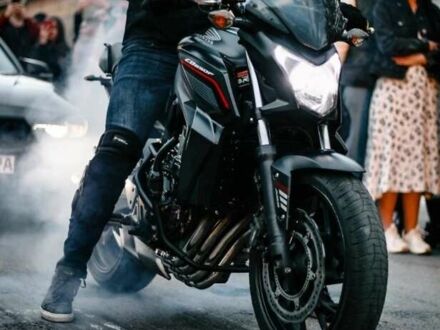 Хонда CB 650F 2014 у Львові на Automoto.ua Синій Хонда CB 650F, об'ємом двигуна 0.65 л та пробігом 34 тис. км за 6400 $, фото 1 на Automoto.ua