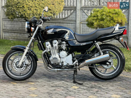 Черный Хонда CB 750, объемом двигателя 0.75 л и пробегом 17 тыс. км за 4550 $, фото 1 на Automoto.ua
