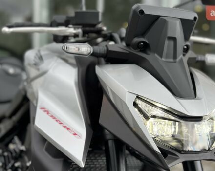 купити нове авто Хонда ЦБ 2025 року від офіційного дилера Дніпромотор Хонда фото