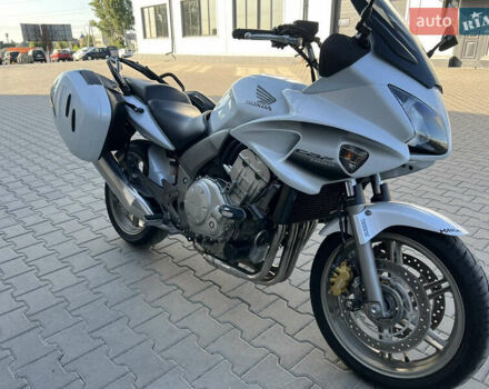 Белый Хонда CBF 1000, объемом двигателя 1 л и пробегом 32 тыс. км за 5500 $, фото 20 на Automoto.ua