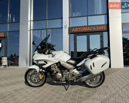 Белый Хонда CBF 1000, объемом двигателя 1 л и пробегом 32 тыс. км за 5500 $, фото 11 на Automoto.ua
