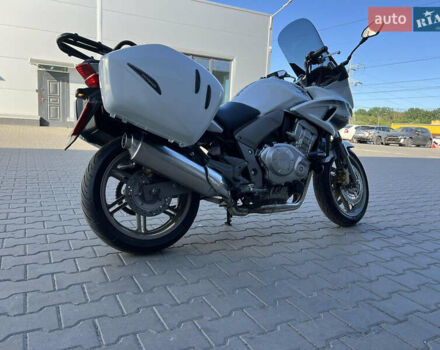 Белый Хонда CBF 1000, объемом двигателя 1 л и пробегом 32 тыс. км за 5500 $, фото 17 на Automoto.ua