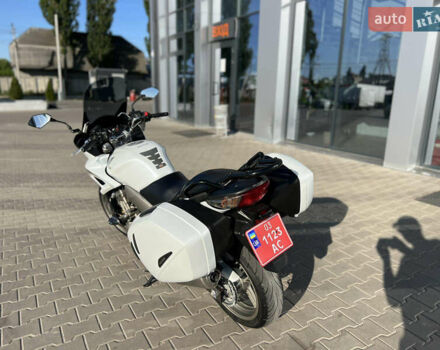 Белый Хонда CBF 1000, объемом двигателя 1 л и пробегом 32 тыс. км за 5500 $, фото 1 на Automoto.ua