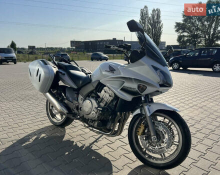 Белый Хонда CBF 1000, объемом двигателя 1 л и пробегом 32 тыс. км за 5500 $, фото 10 на Automoto.ua