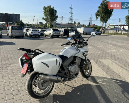Белый Хонда CBF 1000, объемом двигателя 1 л и пробегом 32 тыс. км за 5500 $, фото 13 на Automoto.ua