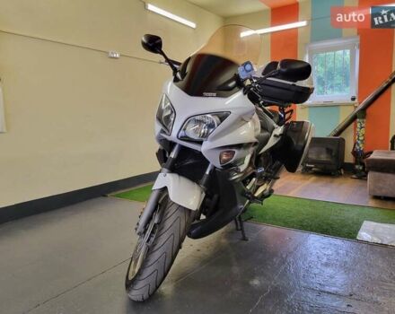Белый Хонда CBF 1000, объемом двигателя 1 л и пробегом 50 тыс. км за 6400 $, фото 7 на Automoto.ua