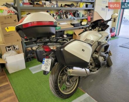 Белый Хонда CBF 1000, объемом двигателя 1 л и пробегом 50 тыс. км за 6400 $, фото 2 на Automoto.ua
