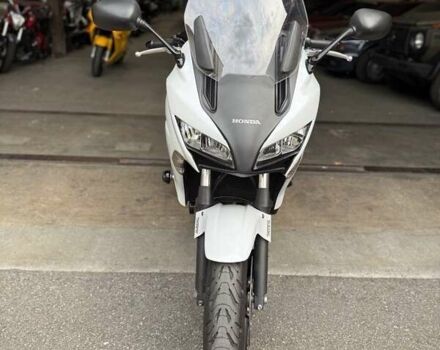 Белый Хонда CBF 1000, объемом двигателя 1 л и пробегом 40 тыс. км за 8300 $, фото 4 на Automoto.ua