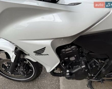 Белый Хонда CBF 1000, объемом двигателя 1 л и пробегом 40 тыс. км за 8300 $, фото 7 на Automoto.ua