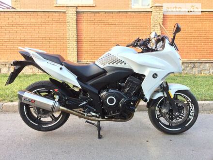 Хонда CBF 1000 2010 у Дніпро (Дніпропетровську) на Automoto.ua Білий Хонда CBF 1000, об'ємом двигуна 1 л та пробігом 42 тис. км за 7032 $, фото 1 на Automoto.ua