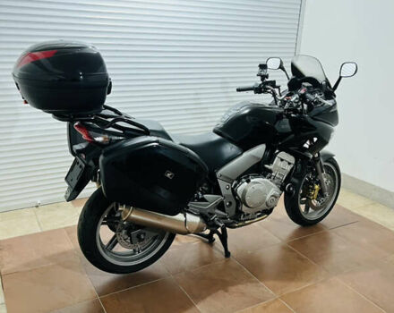 Чорний Хонда CBF 1000, об'ємом двигуна 1 л та пробігом 51 тис. км за 6800 $, фото 23 на Automoto.ua