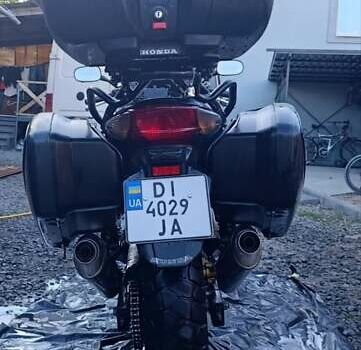 Черный Хонда CBF 1000, объемом двигателя 1 л и пробегом 66 тыс. км за 6200 $, фото 13 на Automoto.ua