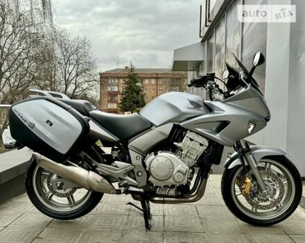 Хонда CBF 1000, объемом двигателя 1 л и пробегом 40 тыс. км за 6399 $, фото 1 на Automoto.ua