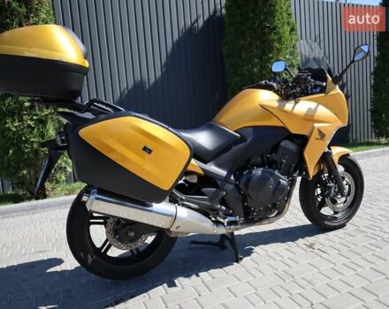 Желтый Хонда CBF 1000, объемом двигателя 1 л и пробегом 64 тыс. км за 7200 $, фото 10 на Automoto.ua
