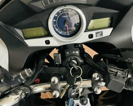 Серый Хонда CBF 1000, объемом двигателя 1 л и пробегом 19 тыс. км за 8700 $, фото 20 на Automoto.ua