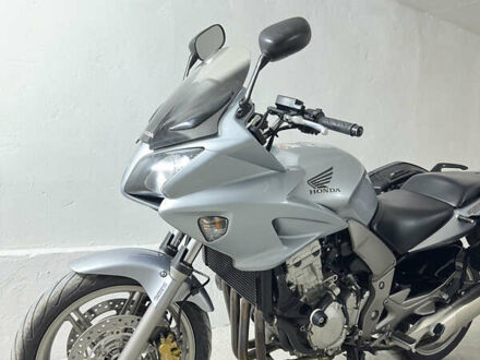 Хонда CBF 1000 2007 в Хмельницком на Automoto.ua Серый Хонда CBF 1000, объемом двигателя 1 л и пробегом 34 тыс. км за 5850 $, фото 1 на Automoto.ua
