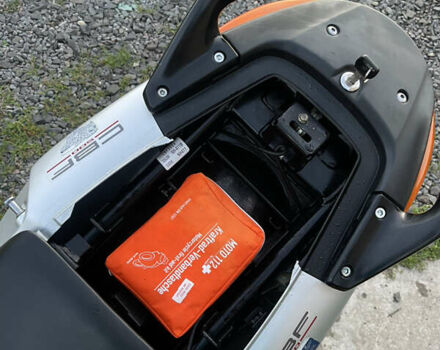 Серый Хонда CBF 500, объемом двигателя 0.5 л и пробегом 14 тыс. км за 3400 $, фото 8 на Automoto.ua