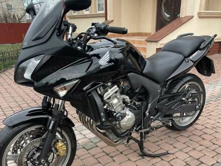 Черный Хонда CBF 600, объемом двигателя 0.6 л и пробегом 57 тыс. км за 5400 $, фото 1 на Automoto.ua