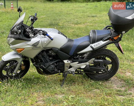 Хонда CBF 600, об'ємом двигуна 0.6 л та пробігом 29 тис. км за 4600 $, фото 6 на Automoto.ua