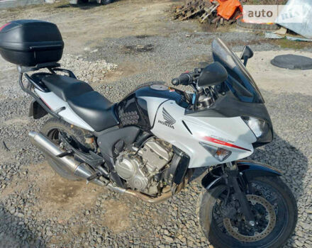 Хонда CBF 600, объемом двигателя 0.6 л и пробегом 27 тыс. км за 4999 $, фото 3 на Automoto.ua