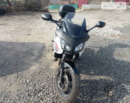 Хонда CBF 600, объемом двигателя 0.6 л и пробегом 27 тыс. км за 4999 $, фото 1 на Automoto.ua