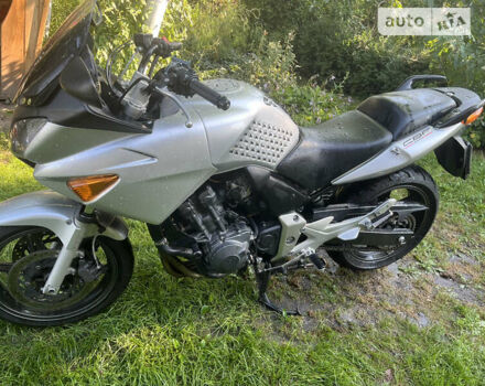 Хонда CBF 600, объемом двигателя 0.6 л и пробегом 35 тыс. км за 4150 $, фото 1 на Automoto.ua