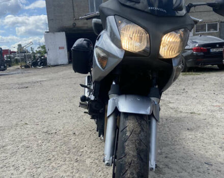 Хонда CBF 600, об'ємом двигуна 0.6 л та пробігом 43 тис. км за 4500 $, фото 4 на Automoto.ua