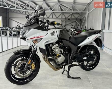 Хонда CBF 600, объемом двигателя 0.6 л и пробегом 38 тыс. км за 6199 $, фото 4 на Automoto.ua