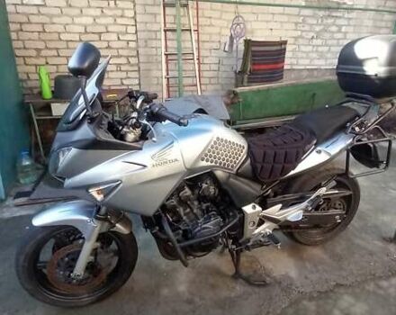 Серый Хонда CBF 600, объемом двигателя 0 л и пробегом 33 тыс. км за 4100 $, фото 7 на Automoto.ua