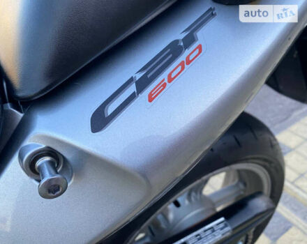 Сірий Хонда CBF 600, об'ємом двигуна 0.6 л та пробігом 33 тис. км за 5650 $, фото 29 на Automoto.ua