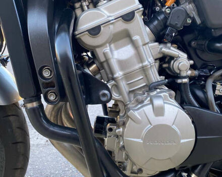 Сірий Хонда CBF 600, об'ємом двигуна 0.6 л та пробігом 33 тис. км за 5650 $, фото 27 на Automoto.ua