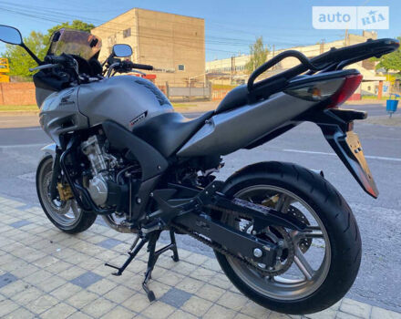 Сірий Хонда CBF 600, об'ємом двигуна 0.6 л та пробігом 33 тис. км за 5650 $, фото 34 на Automoto.ua