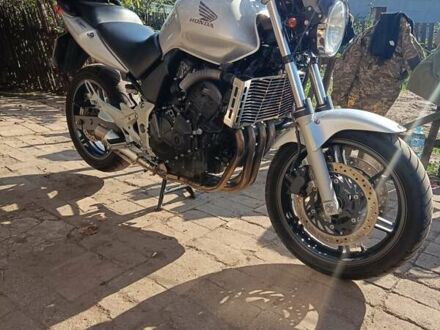 Хонда CBF 600 2004 у Києві на Automoto.ua Сірий Хонда CBF 600, об'ємом двигуна 0.6 л та пробігом 24 тис. км за 4000 $, фото 1 на Automoto.ua