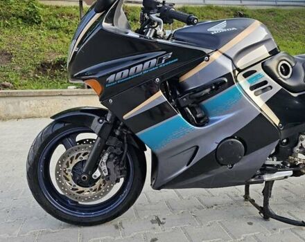 Хонда CBR 1000F, объемом двигателя 0 л и пробегом 67 тыс. км за 2900 $, фото 18 на Automoto.ua