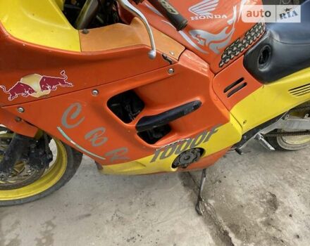 Жовтий Хонда CBR 1000F, об'ємом двигуна 0 л та пробігом 55 тис. км за 1200 $, фото 1 на Automoto.ua