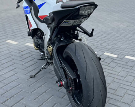 Белый Хонда CBR 1000RR, объемом двигателя 1 л и пробегом 24 тыс. км за 11999 $, фото 4 на Automoto.ua