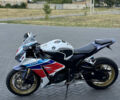 Белый Хонда CBR 1000RR, объемом двигателя 1 л и пробегом 24 тыс. км за 12300 $, фото 4 на Automoto.ua