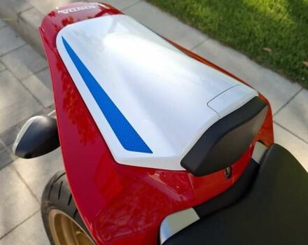Белый Хонда CBR 1000RR, объемом двигателя 0 л и пробегом 25 тыс. км за 13900 $, фото 9 на Automoto.ua