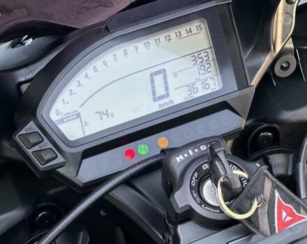Белый Хонда CBR 1000RR, объемом двигателя 1 л и пробегом 36 тыс. км за 12500 $, фото 13 на Automoto.ua