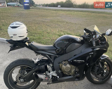 Черный Хонда CBR 1000RR, объемом двигателя 1 л и пробегом 44 тыс. км за 8199 $, фото 3 на Automoto.ua