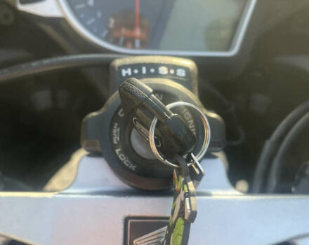 Черный Хонда CBR 1000RR, объемом двигателя 1 л и пробегом 44 тыс. км за 8199 $, фото 12 на Automoto.ua