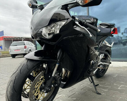 Черный Хонда CBR 1000RR, объемом двигателя 1 л и пробегом 27 тыс. км за 9499 $, фото 4 на Automoto.ua