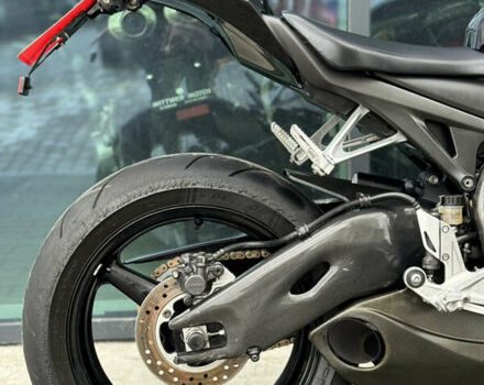 Черный Хонда CBR 1000RR, объемом двигателя 1 л и пробегом 27 тыс. км за 9499 $, фото 28 на Automoto.ua