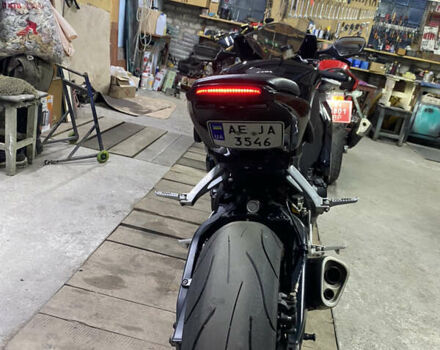 Черный Хонда CBR 1000RR, объемом двигателя 1 л и пробегом 32 тыс. км за 8900 $, фото 9 на Automoto.ua