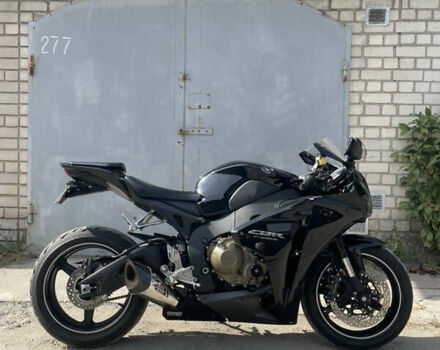 Черный Хонда CBR 1000RR, объемом двигателя 1 л и пробегом 44 тыс. км за 8199 $, фото 7 на Automoto.ua