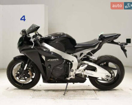 Черный Хонда CBR 1000RR, объемом двигателя 1 л и пробегом 24 тыс. км за 9400 $, фото 2 на Automoto.ua