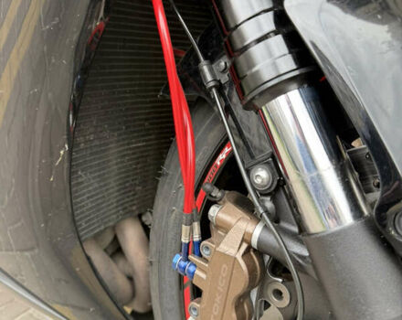 Чорний Хонда CBR 1000RR, об'ємом двигуна 1 л та пробігом 54 тис. км за 13500 $, фото 20 на Automoto.ua