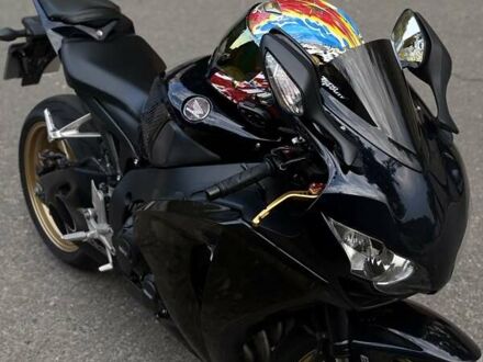 Черный Хонда CBR 1000RR, объемом двигателя 1 л и пробегом 19 тыс. км за 9800 $, фото 1 на Automoto.ua